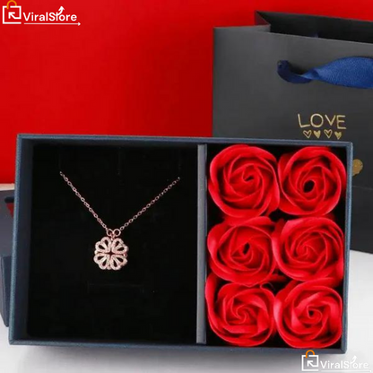 2 in 1 Heart Clover Necklace + Box with 6 Roses